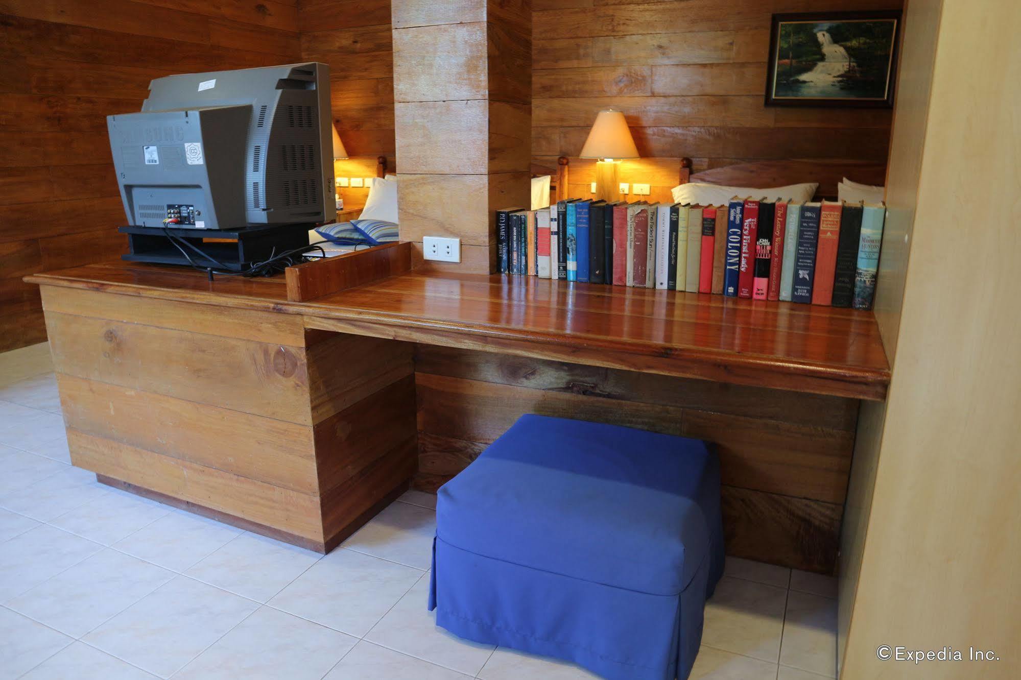 Antulang Beach Resort Siaton Eksteriør bilde